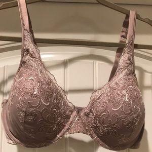 🌸 Playtex mauve lace embroidery bra